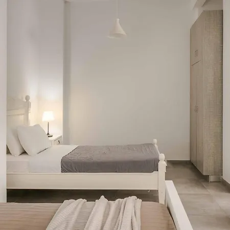 فيلة Seahorse Skala Spathíon